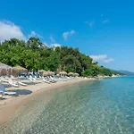 Ξενοδοχείο με διαμερίσματα Tarsanas 4*