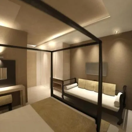 Tarsanas Apartmanhotel 4*