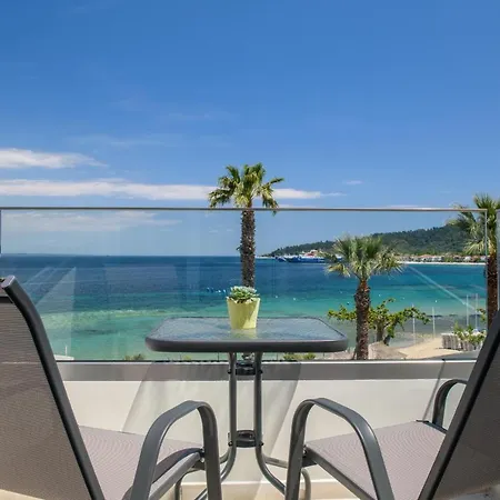 Tarsanas Studios 4*