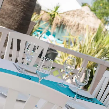 Aparthotel Tarsanas Studios