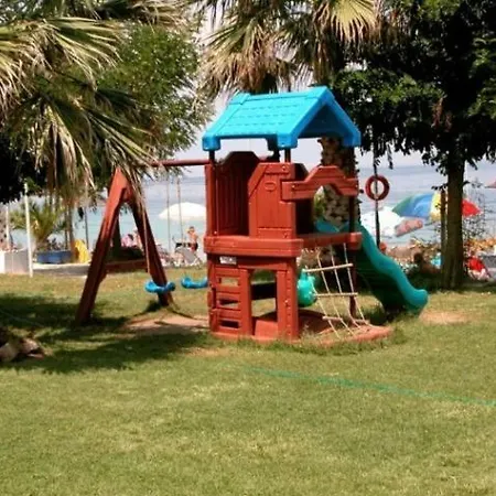 Apartmanhotel Tarsanas Liménasz