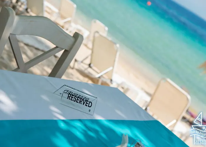 Tarsanas Studios Aparthotel 4*